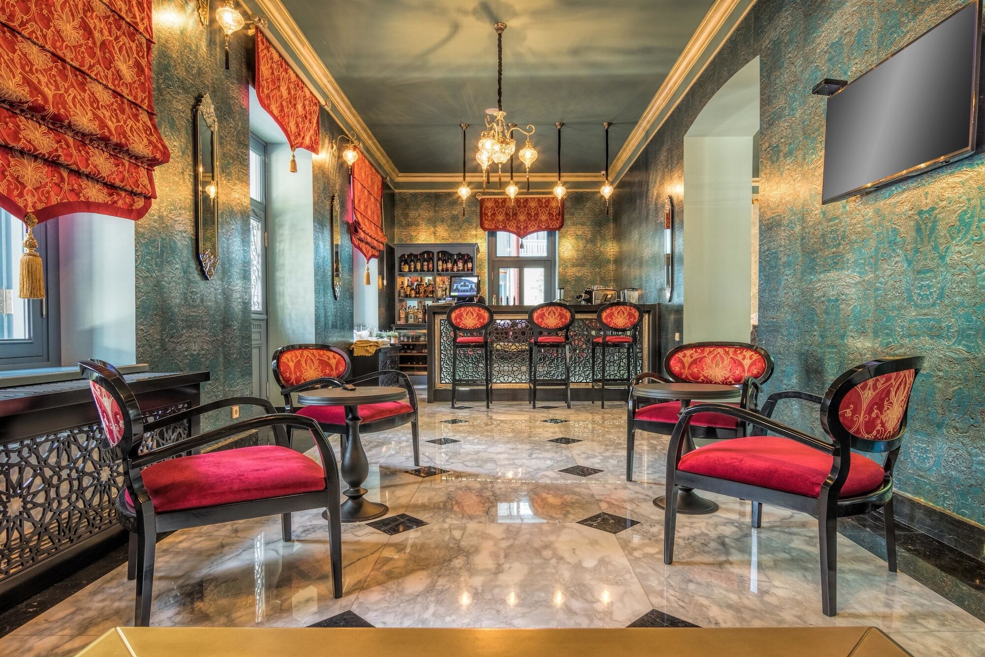 Golden Tulip Borjomi Hotel Ngoại thất bức ảnh